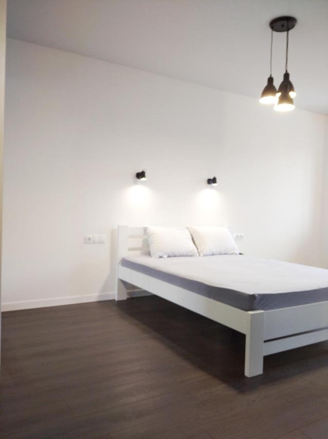 White Apartment โปลตาวา ภายนอก รูปภาพ